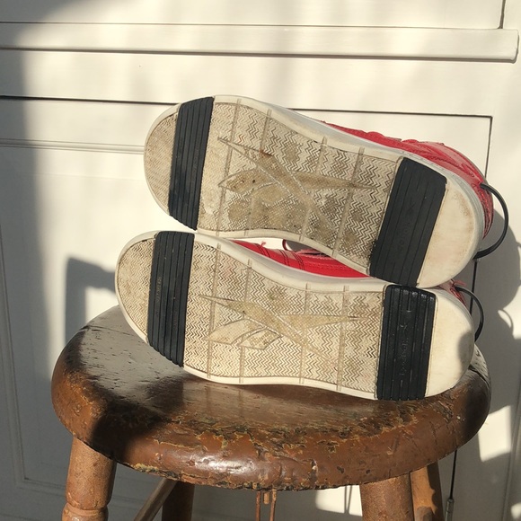 Reebok Boy’s High Top Sneakers - Picture 4 of 10